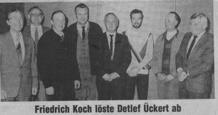 Bild zeigt den Ortsbeirat bei der Ablösung von Detlef Ückert durch Friederich Koch alös Ortsvorsteher